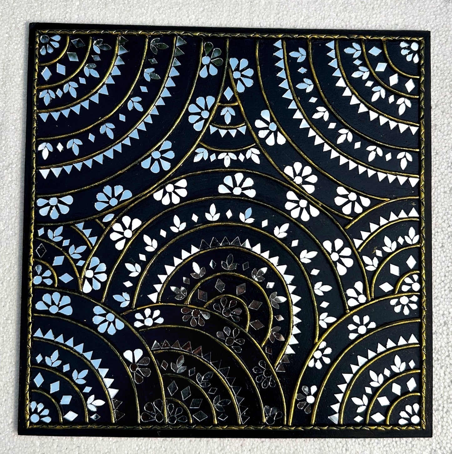 π Midnight Bloom β Handcrafted Lippan Art