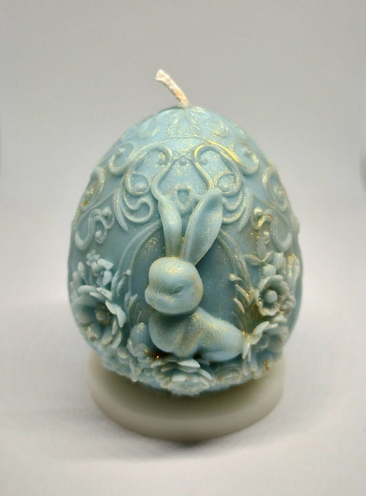 🐰 Vintage Bunny Egg Candle – Pastel Blue & Gold - Cool Water Fragrance